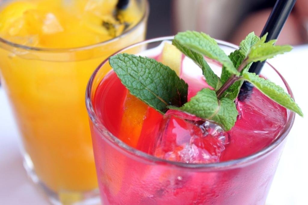 5 recetas de bebidas sin alcohol para un baby shower perfecto